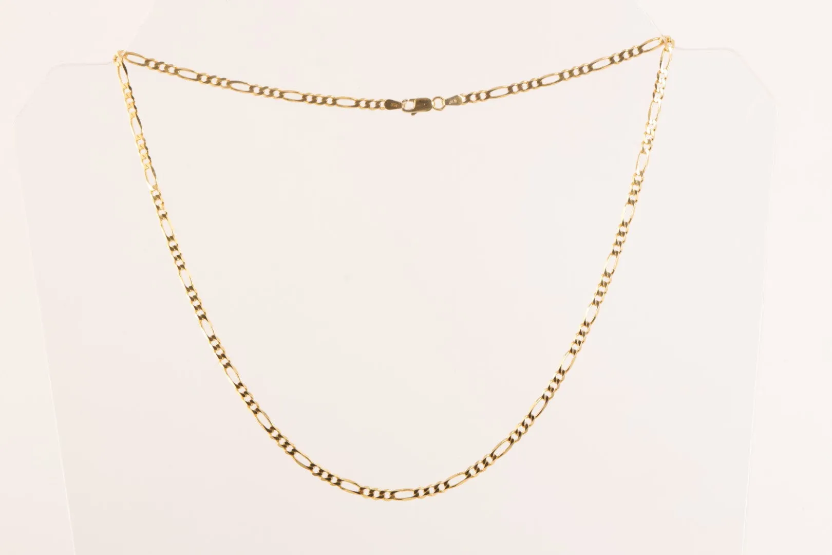 18" 14k Yellow Gold Figaro Chain Necklace (7.01g.)