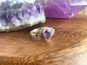 Amethyst Alta Ring - Oval (US 8 & 9.5)