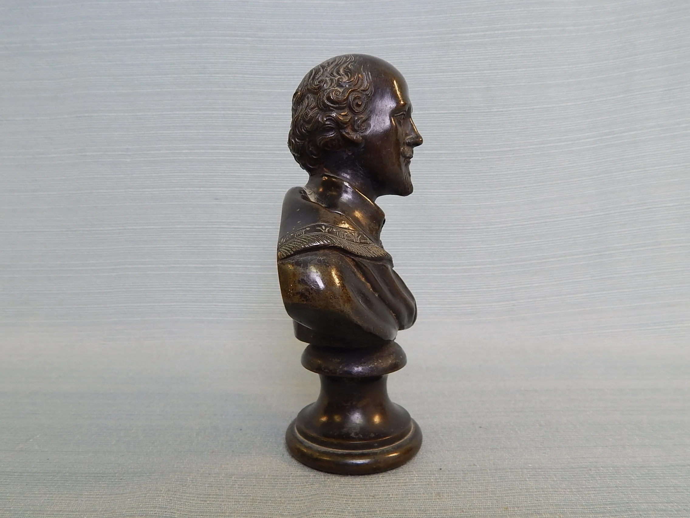 Bronze Shakespeare Statuette - Very Good Vintage Condition