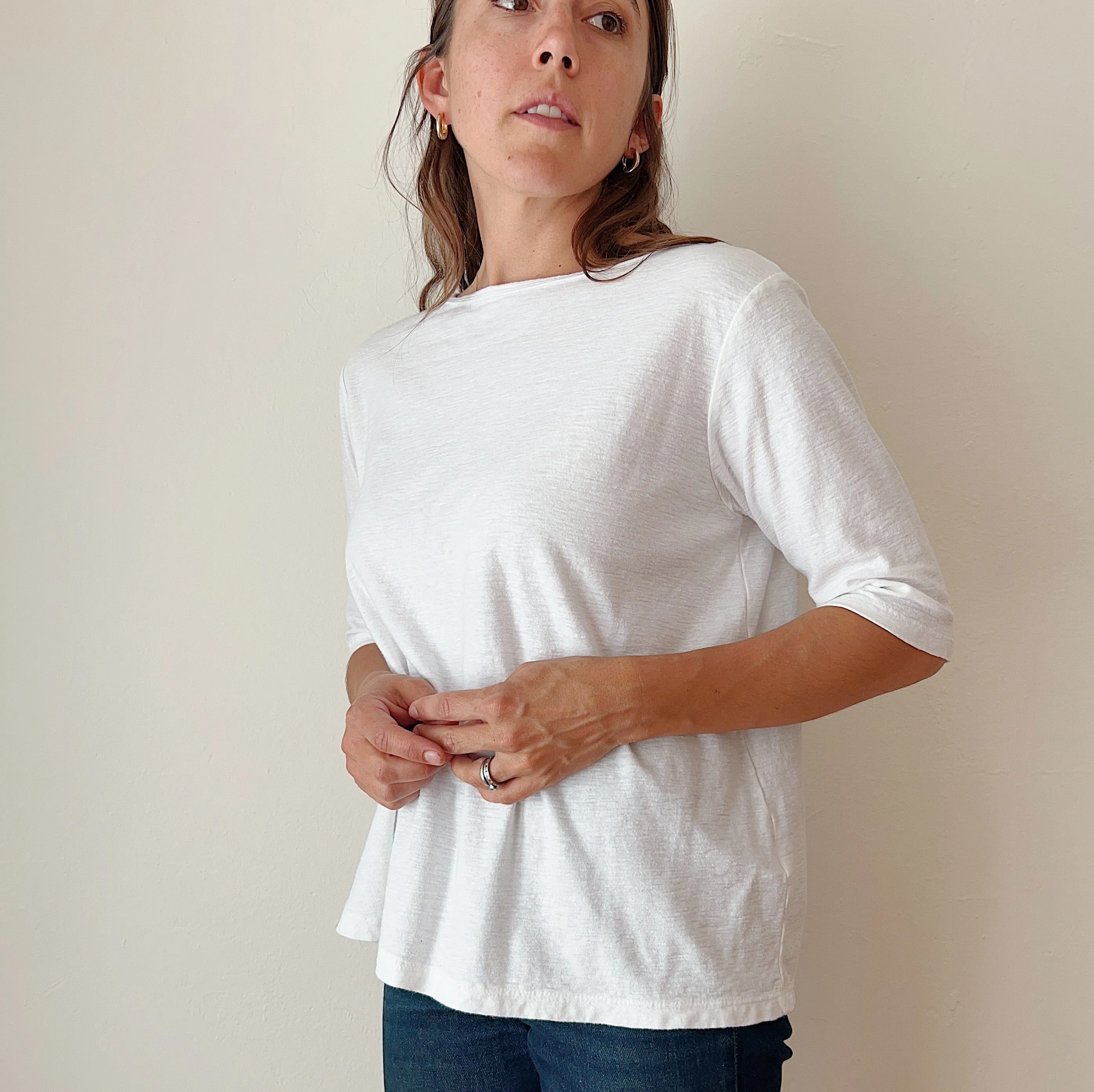 Cut Loose | Elbow Sleeve Top in White