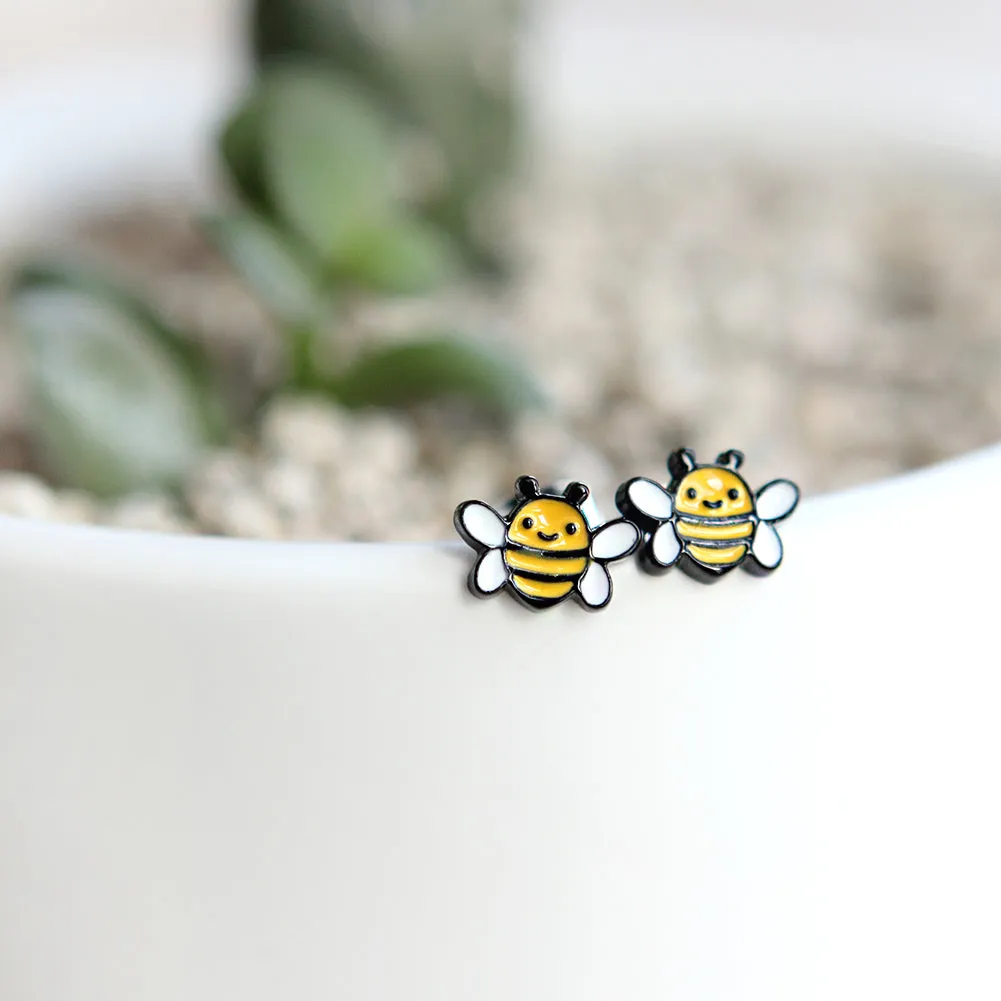 Honeybee_Tiny Black Coated earrings for Girls