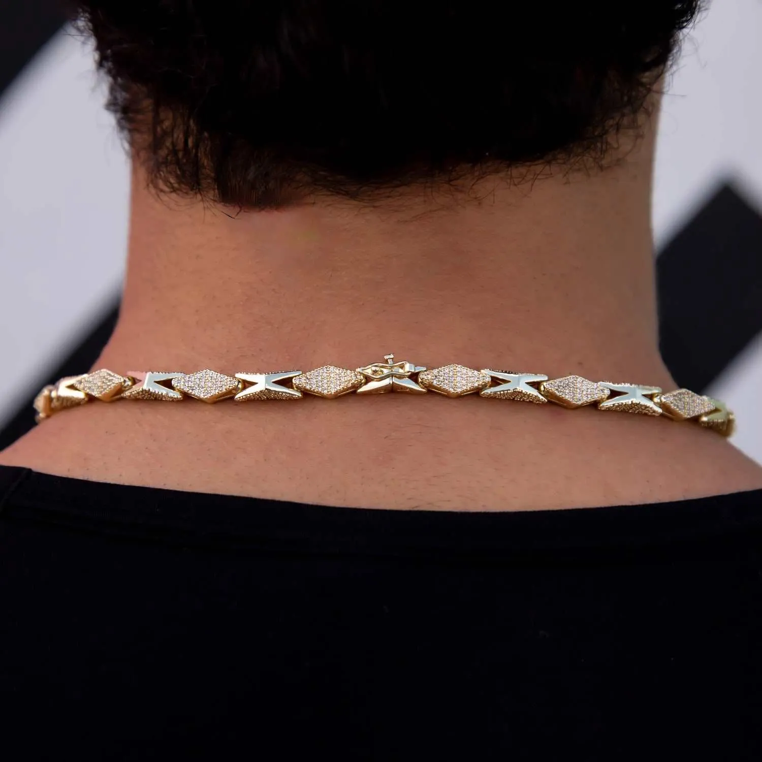 Iced Triangle Chain