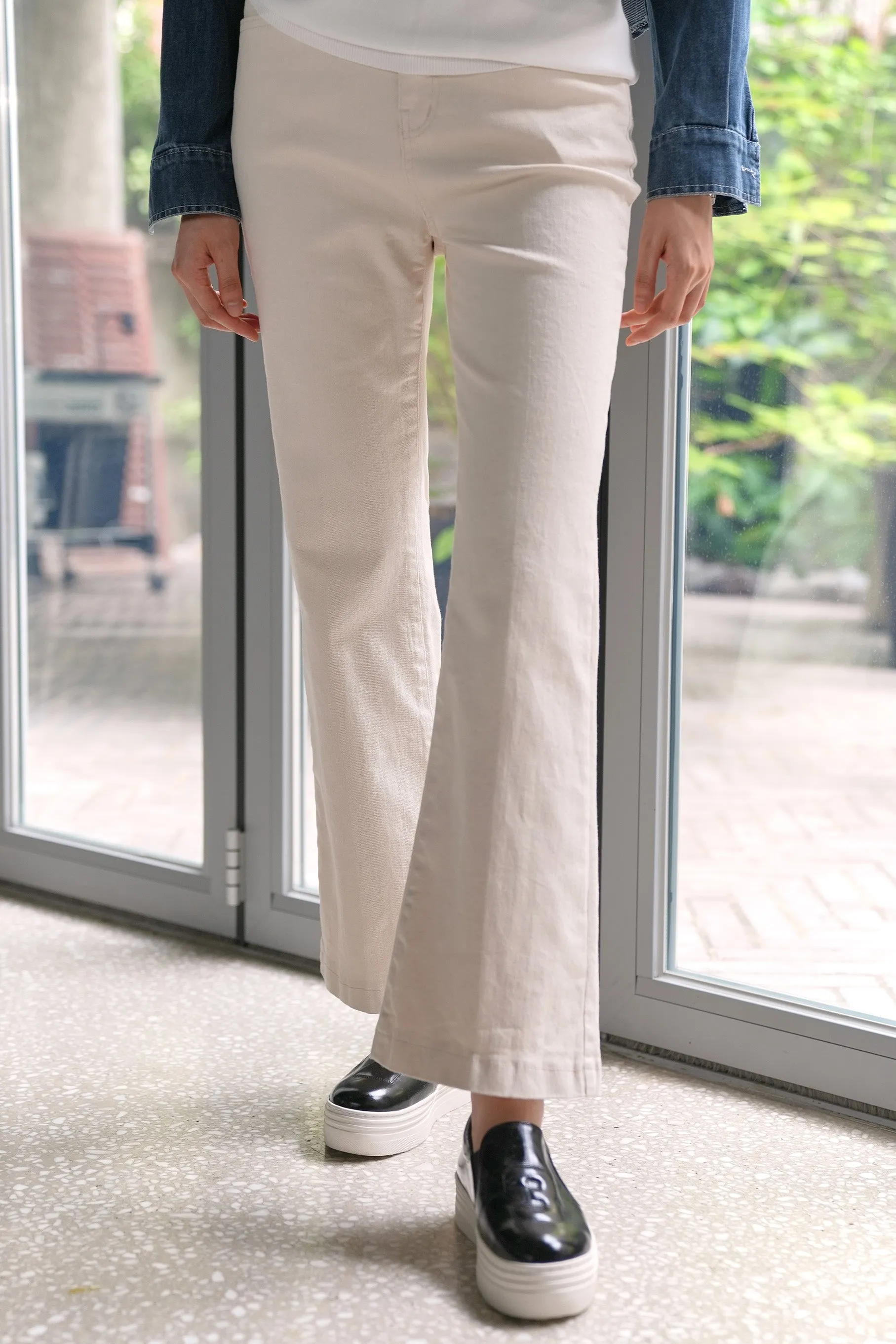 Jeannette Jeans, Cream