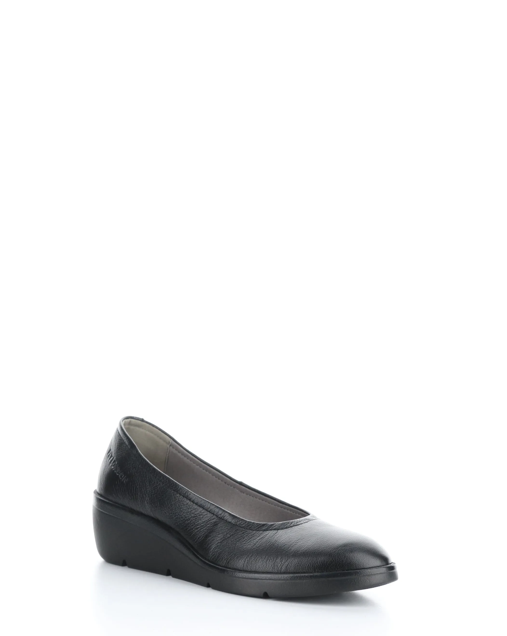 NUMA570FLY 004 BLACK Round Toe Shoes