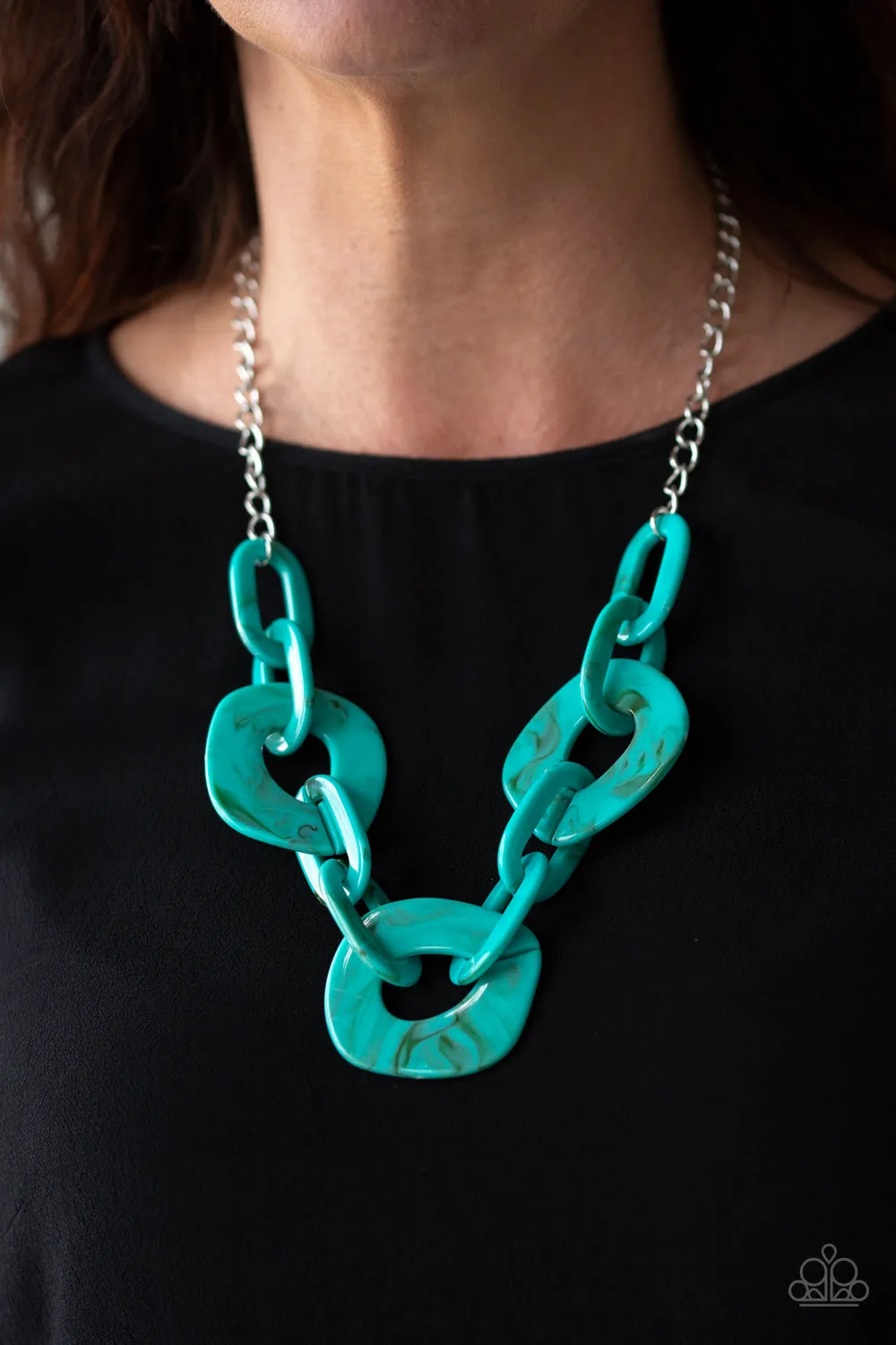 Paparazzi Exclusive Courageously Chromatic Blue Necklace Set