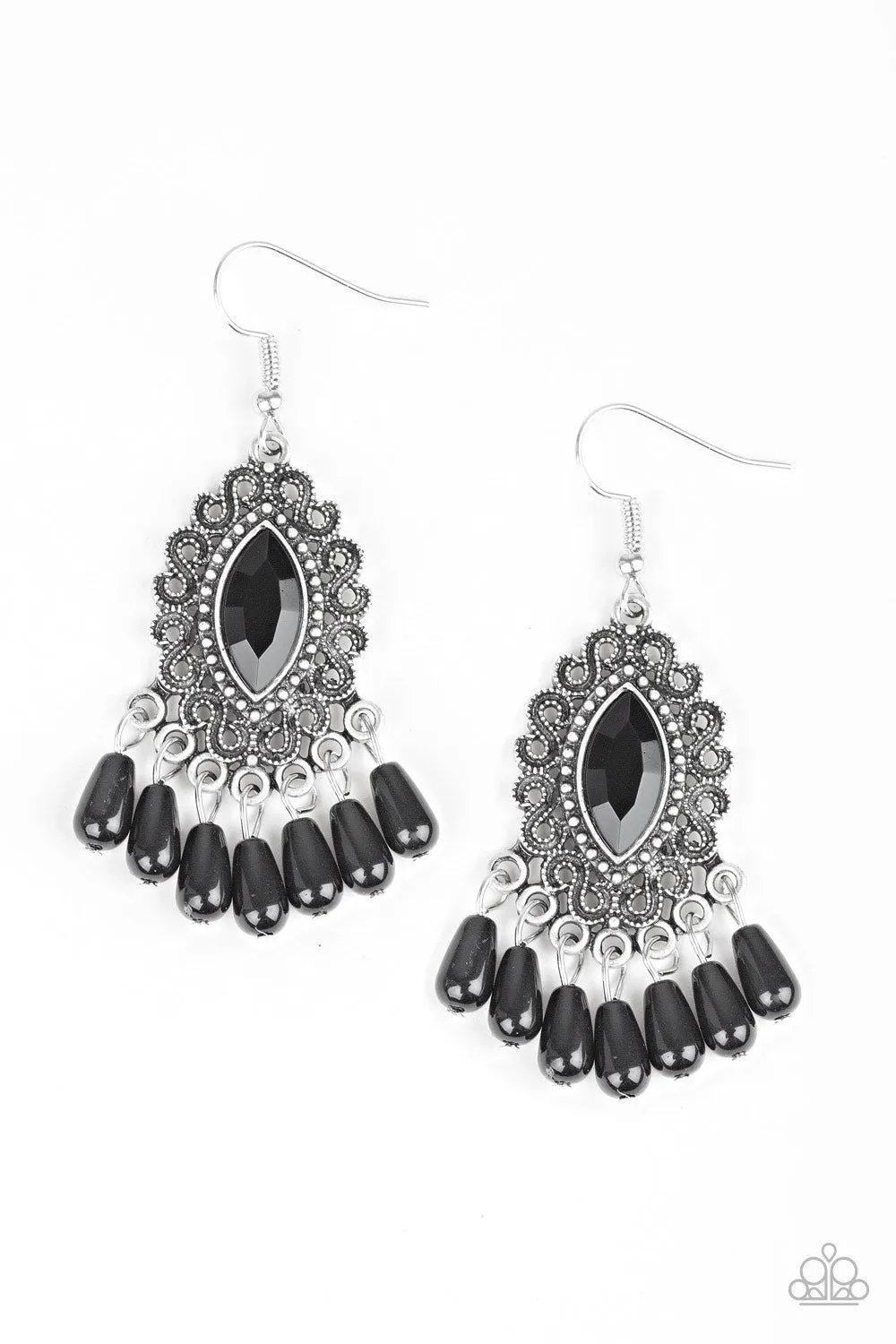 Paparazzi Private Villa Black Earrings