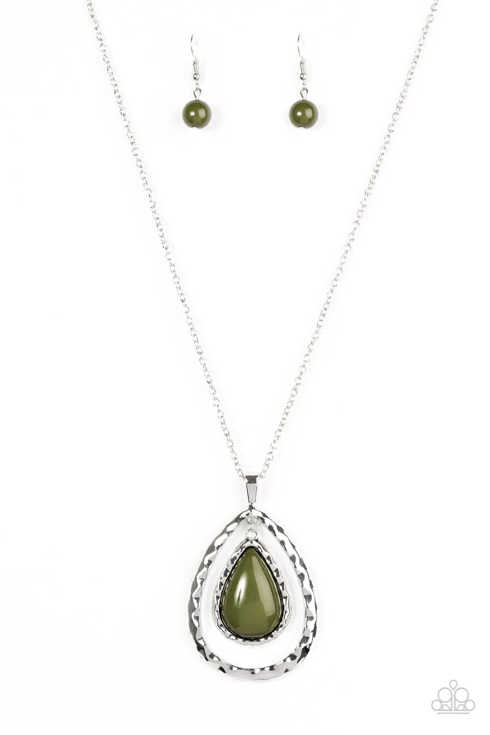 Paparazzi Stormy Sahara Green Necklace Set