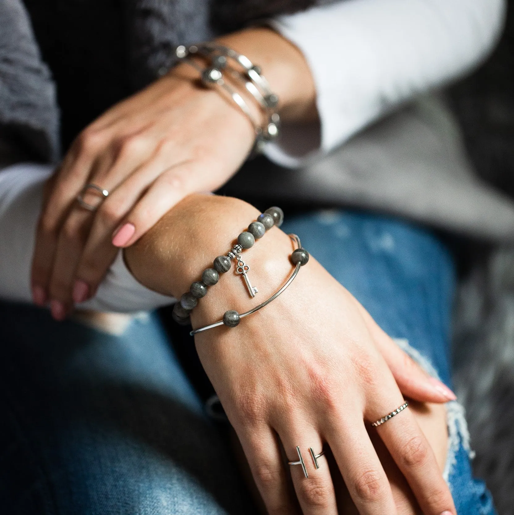 Sand Dollar | Stone Beaded Charm Bracelet | Onyx