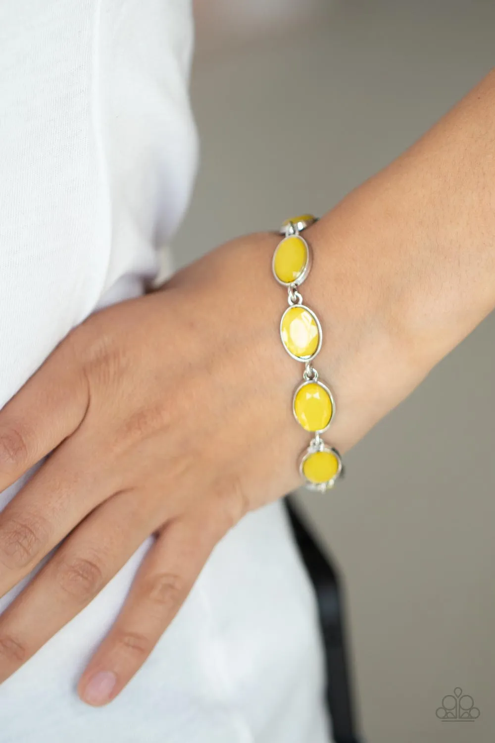 Smooth Move - Yellow - Paparazzi Bracelet