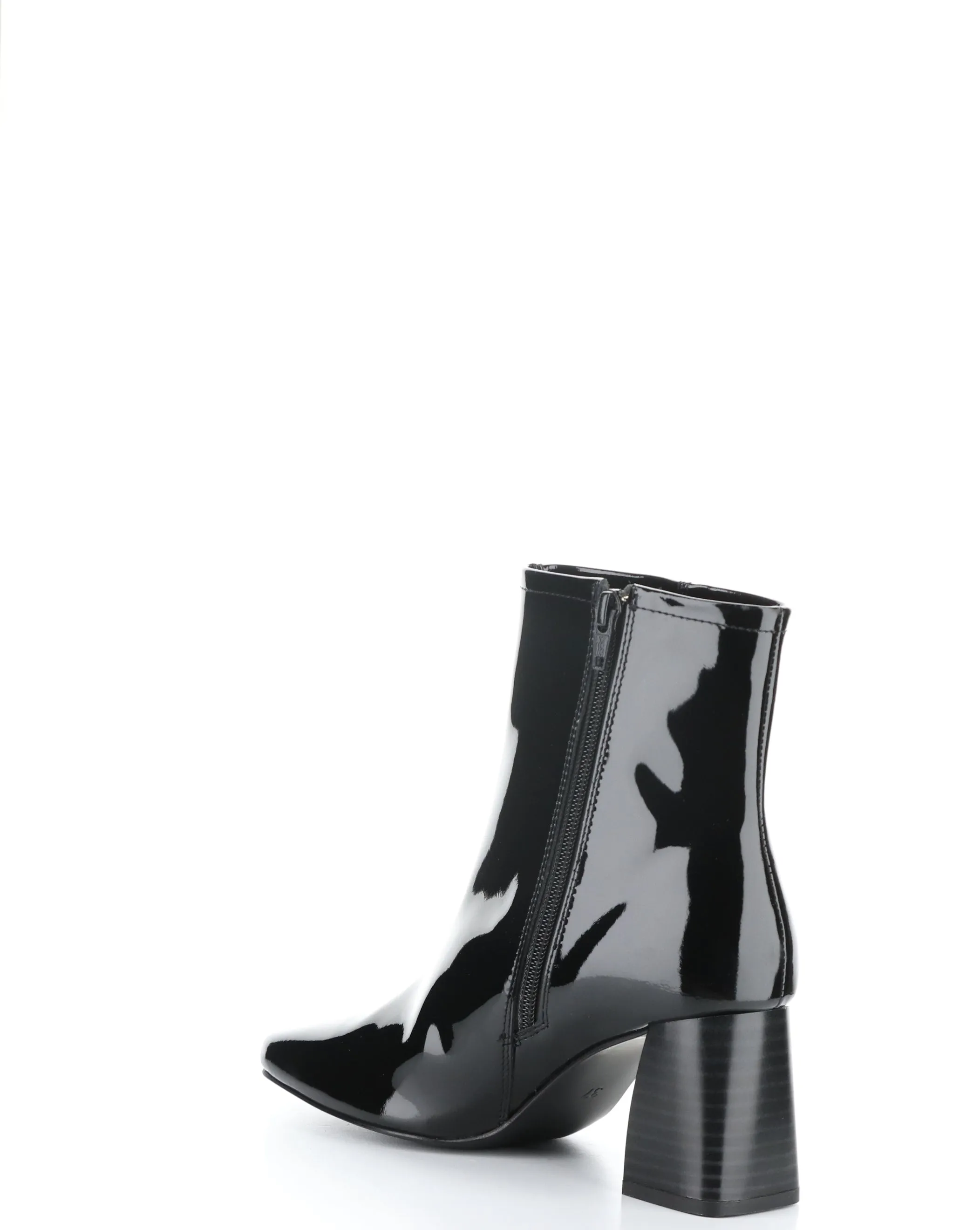 TAGUS BLACK Pointed Toe Boots