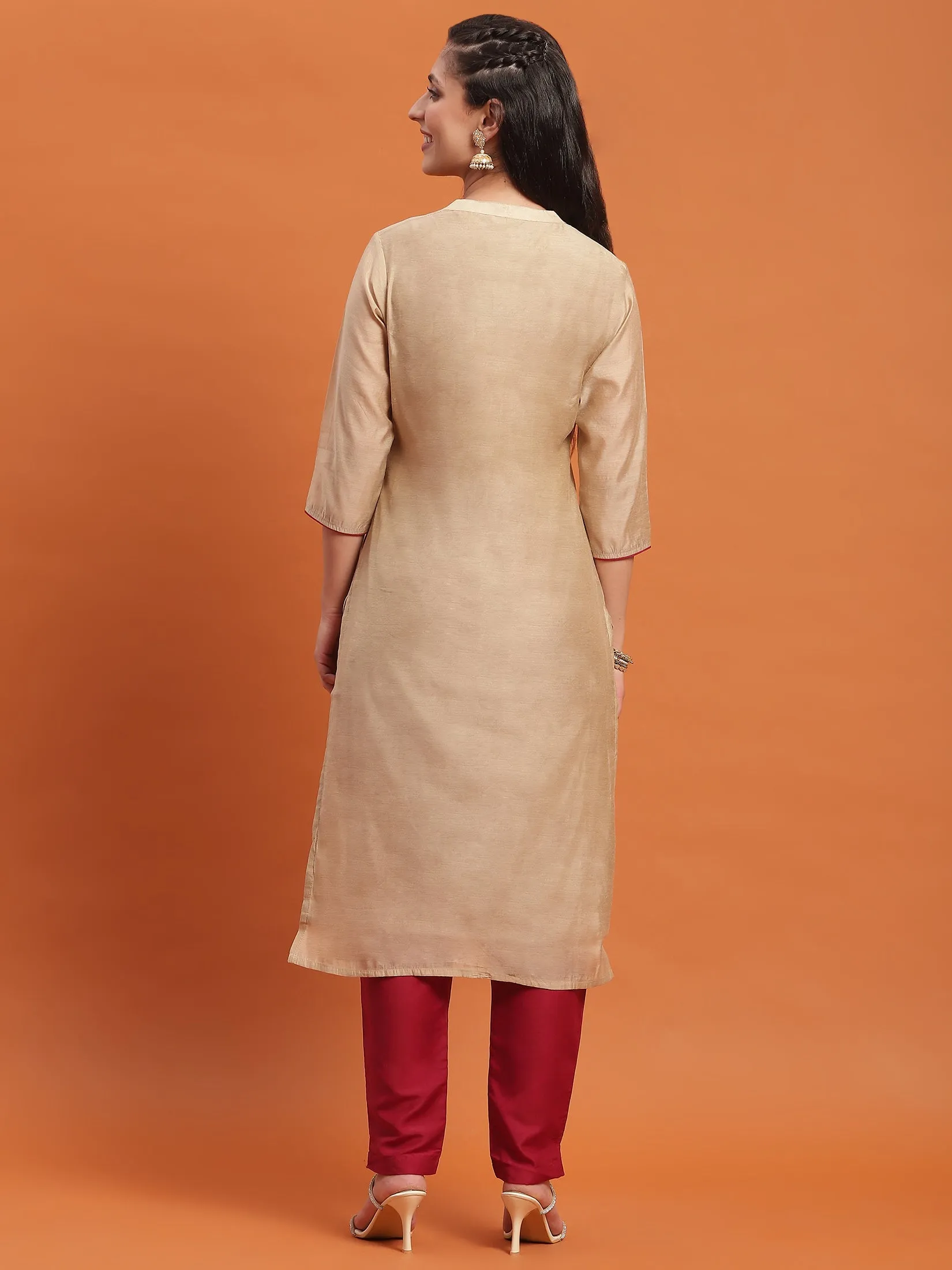 Women Beige Solid Kurta With Trouser