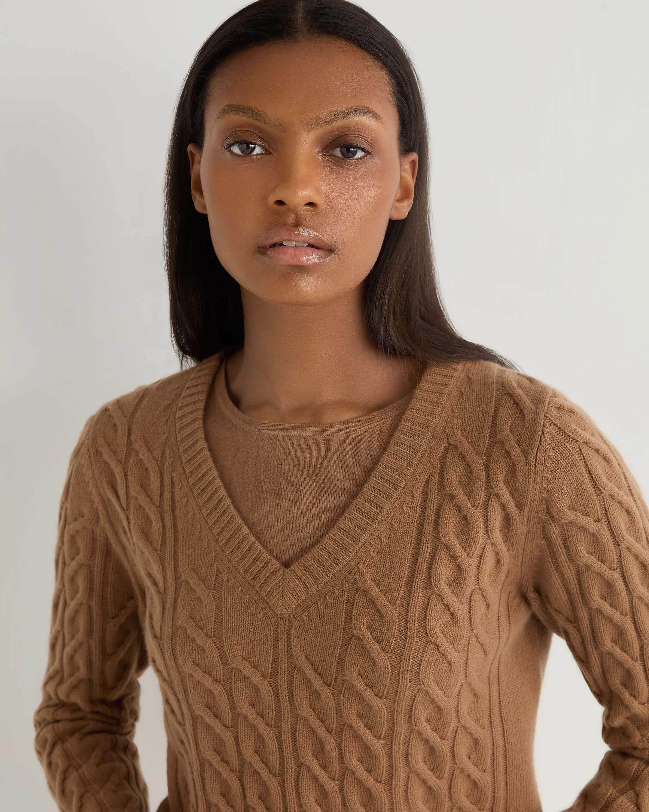 Women's Frankie Cable V Neck Cashmere Jumper Dark Camel Brown